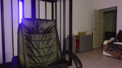  tommy burnzzz  online show from 01/11/25, 03:34