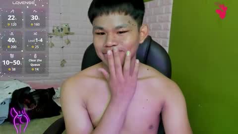 Tommy online show from 11/22/25, 04:06