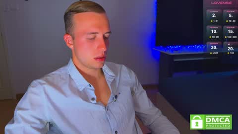 Snapshot of tommy_cumfinger chatting on 12/03/24, 07:10 Tommy online show from 12/03/24, 07:10