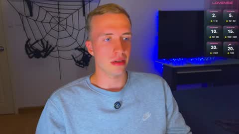 Snapshot of tommy_cumfinger chatting on 12/08/24, 08:09 Tommy online show from 12/08/24, 08:09