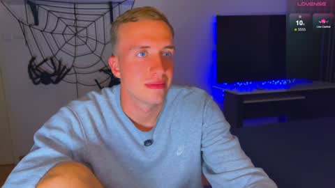 Snapshot of tommy_cumfinger chatting on 12/08/24, 11:14 Tommy online show from 12/08/24, 11:14