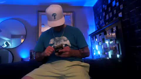 Snapshot of tommy_knuckles chatting on 07/05/26, 02:29 Tommy online show from 07/05/26, 02:29