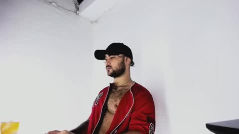 tommy_sccott online show from 10/26/25, 11:09