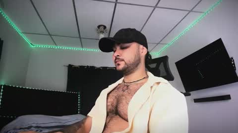 Snapshot of tommy_sccott chatting on 02/03/26, 09:31 tommy_sccott online show from 02/03/26, 09:31