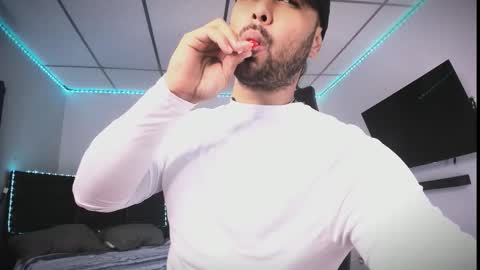 Snapshot of tommy_sccott chatting on 02/27/26, 09:59 tommy_sccott online show from 02/27/26, 09:59