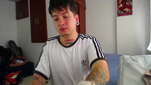 Snapshot of tommy_sins619 chatting on 01/17/25, 05:30 Dirty Tommy online show from 01/17/25, 05:30