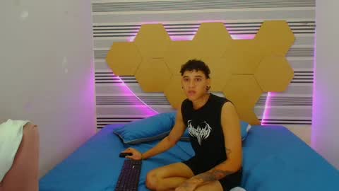 tommy_sweet1 online show from 12/27/24, 11:28