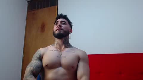 Snapshot of tommyblessd1 chatting on 01/15/25, 08:05 Steven online show from 01/15/25, 08:05