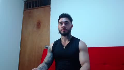 Snapshot of tommyblessd1 chatting on 01/16/25, 05:32 Steven online show from 01/16/25, 05:32