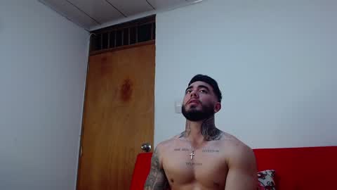 Snapshot of tommyblessd1 chatting on 01/28/25, 08:36 Steven online show from 01/28/25, 08:36