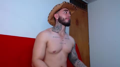 Snapshot of tommyblessd1 chatting on 09/16/25, 06:03 Steven online show from 09/16/25, 06:03