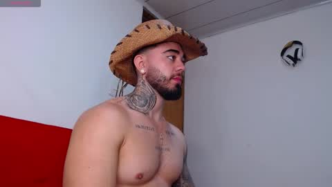 Snapshot of tommyblessd1 chatting on 10/21/25, 03:24 Steven online show from 10/21/25, 03:24