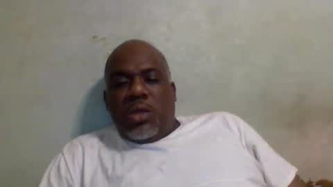 Snapshot of tommyboy771 chatting on 02/13/26, 02:02 tommyboy online show from 02/13/26, 02:02