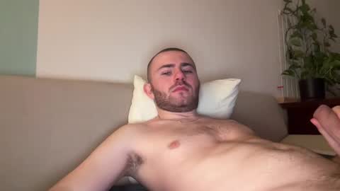 tommyflash_tut online show from 03/02/25, 09:01