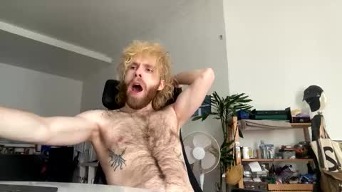 Snapshot of tommyg6420 chatting on 09/14/25, 11:20 First Show ever 3 online show from 09/14/25, 11:20