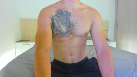 Snapshot of tommygarcia_ chatting on 10/24/25, 10:39 Instagram t garcia69 online show from 10/24/25, 10:39