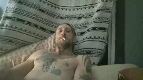 Snapshot of tommygun2727 chatting on 02/01/25, 02:58 tommygun2727 online show from 02/01/25, 02:58