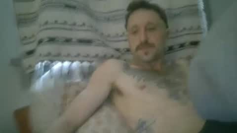 Snapshot of tommygun2727 chatting on 02/24/25, 01:21 tommygun2727 online show from 02/24/25, 01:21