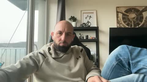 Thomas Fit online show from 11/21/25, 10:58