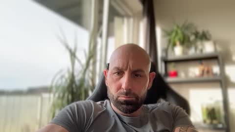 Thomas Fit online show from 03/08/26, 03:16