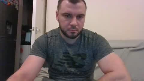 Snapshot of tommyy19901 chatting on 01/26/25, 05:13 tommyy19901 online show from 01/26/25, 05:13