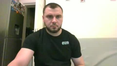 Snapshot of tommyy19901 chatting on 02/16/25, 05:59 tommyy19901 online show from 02/16/25, 05:59