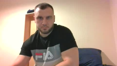 Snapshot of tommyy19901 chatting on 10/09/25, 06:28 tommyy19901 online show from 10/09/25, 06:28