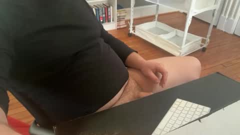 tompalmer886 online show from 02/28/25, 07:35