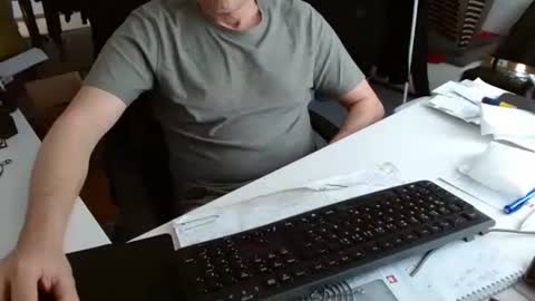 Tom online show from 03/23/26, 01:15