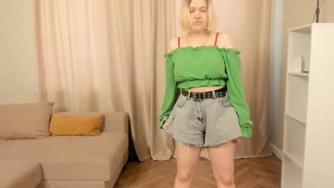 Snapshot of tonacoulson chatting on 02/16/26, 06:53 Eve online show from 02/16/26, 06:53