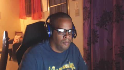 Snapshot of toni2814 chatting on 01/06/25, 01:42 Antonio online show from 01/06/25, 01:42