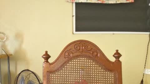 Snapshot of toni2814 chatting on 01/11/25, 01:01 Antonio online show from 01/11/25, 01:01
