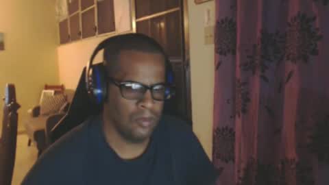 Snapshot of toni2814 chatting on 02/14/25, 02:07 Antonio online show from 02/14/25, 02:07
