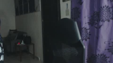 Snapshot of toni2814 chatting on 03/04/25, 02:06 Antonio online show from 03/04/25, 02:06