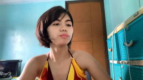 Mila online show from 05/27/26, 05:15