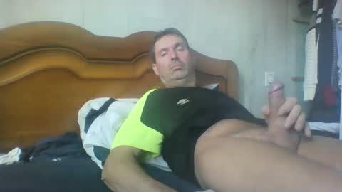 Snapshot of tonio1972 chatting on 09/15/25, 10:04 tonio1972 online show from 09/15/25, 10:04