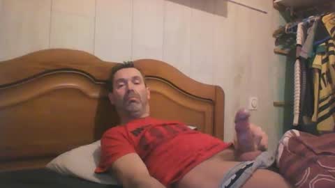 Snapshot of tonio1972 chatting on 11/08/25, 04:12 tonio1972 online show from 11/08/25, 04:12