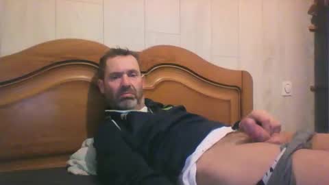 Snapshot of tonio1972 chatting on 11/28/25, 04:31 tonio1972 online show from 11/28/25, 04:31