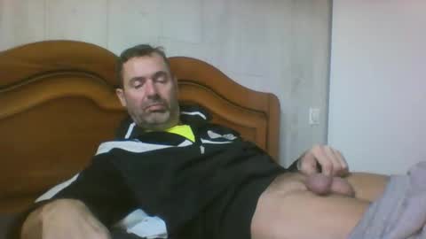 Snapshot of tonio358965 chatting on 10/26/25, 08:20 tonio358965 online show from 10/26/25, 08:20