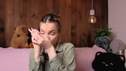 Melissa online show from 06/17/26, 08:21