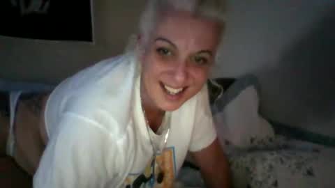 Honeys Snow Bunny online show from 01/09/26, 06:16