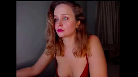 Snapshot of tony_and_alice chatting on 03/03/25, 09:05 Tony and Alice online show from 03/03/25, 09:05