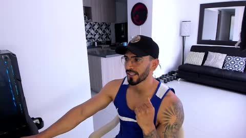 tony muscle1 online show from 03/02/25, 05:14