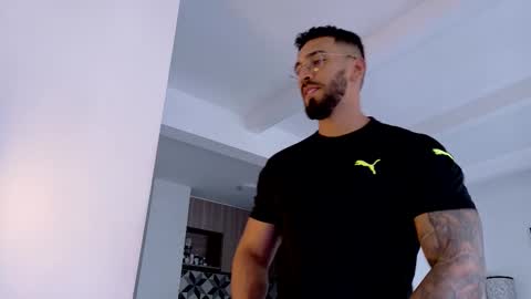 tony muscle1 online show from 01/11/26, 09:09