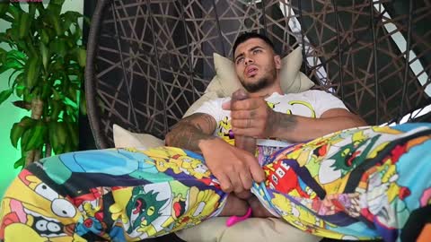 Snapshot of tony_newmen chatting on 01/15/25, 02:06 tony online show from 01/15/25, 02:06