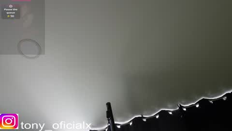 Snapshot of tony_newmen chatting on 01/18/25, 06:32 tony online show from 01/18/25, 06:32