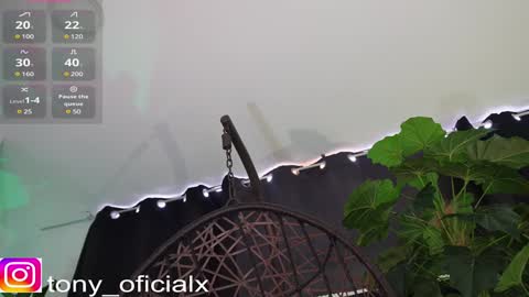 Snapshot of tony_newmen chatting on 02/05/25, 10:12 tony online show from 02/05/25, 10:12