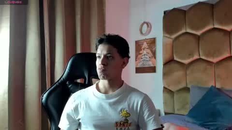 Snapshot of tony_petrov chatting on 07/08/26, 04:28 tony_petrov online show from 07/08/26, 04:28