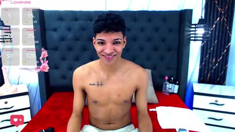 Snapshot of tony_rick_ chatting on 11/14/25, 04:11 Tony And Rick online show from 11/14/25, 04:11