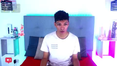 Snapshot of tony_rick_ chatting on 11/20/25, 03:18 Tony And Rick online show from 11/20/25, 03:18